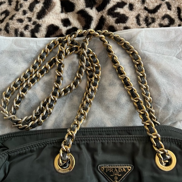 COPY - Authentic Prada shoulder/tote bag - Picture 6 of 16